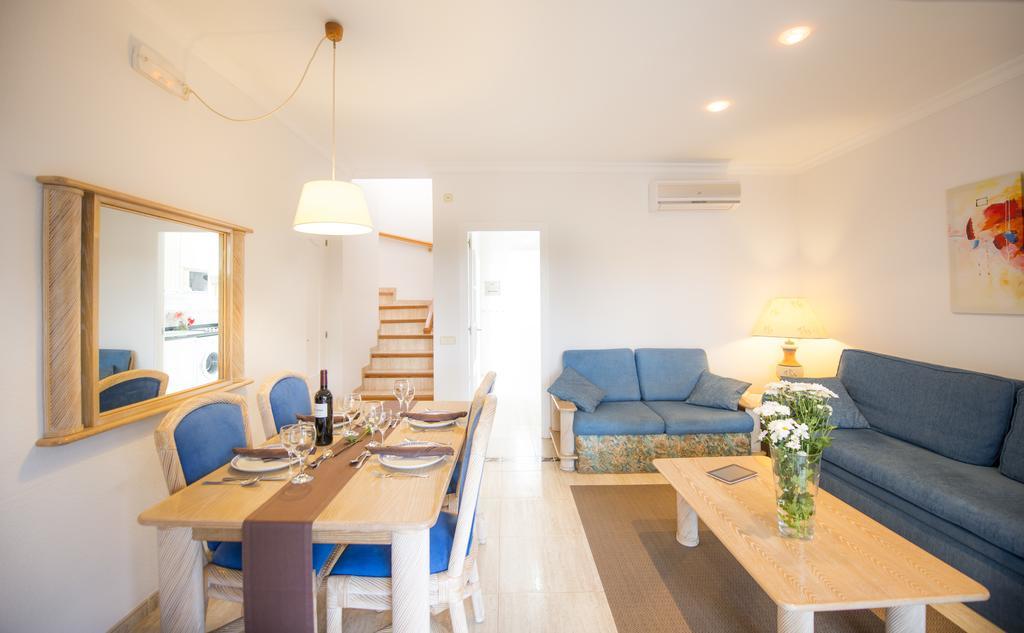 Cala D´Or オナ ビレッジ カラ ドールアパートホテル 部屋 写真