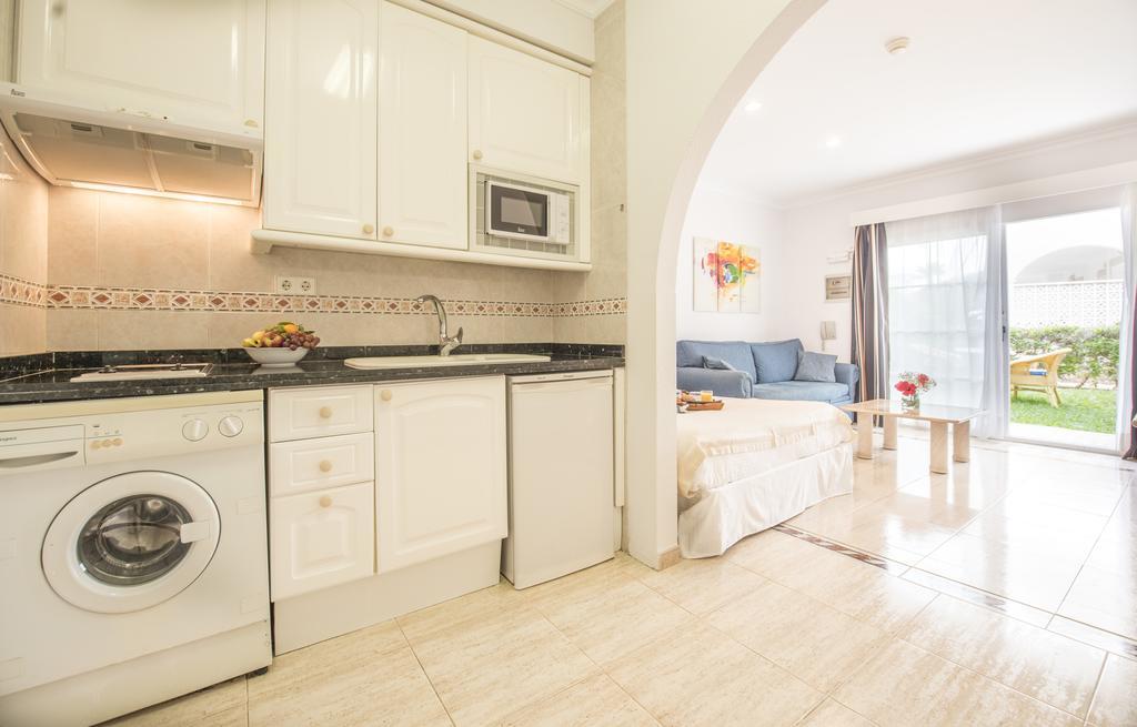 Cala D´Or オナ ビレッジ カラ ドールアパートホテル 部屋 写真